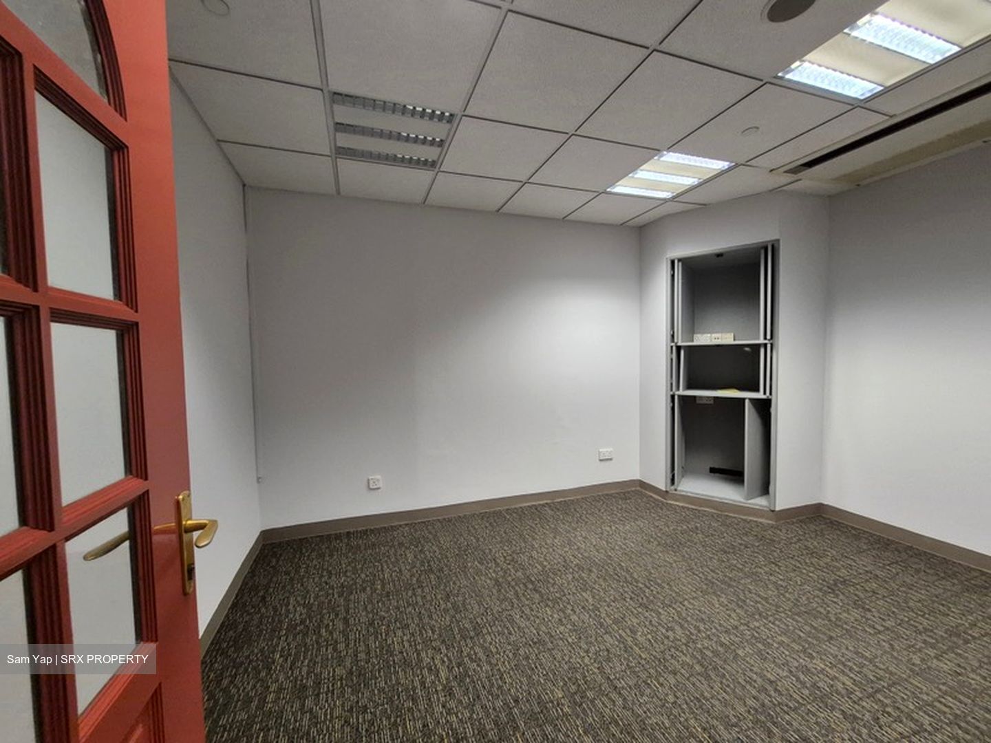 Tan Chong Tower (D7), Office #583835421